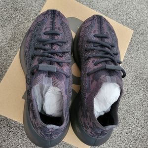 Yeezy Boost 380 Onyx 5.5